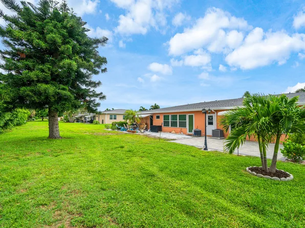 180 N High Pt #B, Boynton Beach, FL 33435