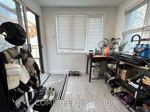 4th image of 89 17th St