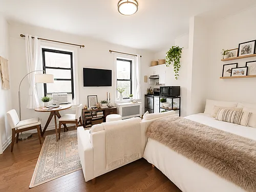 26 Grove St #4D Photo 1