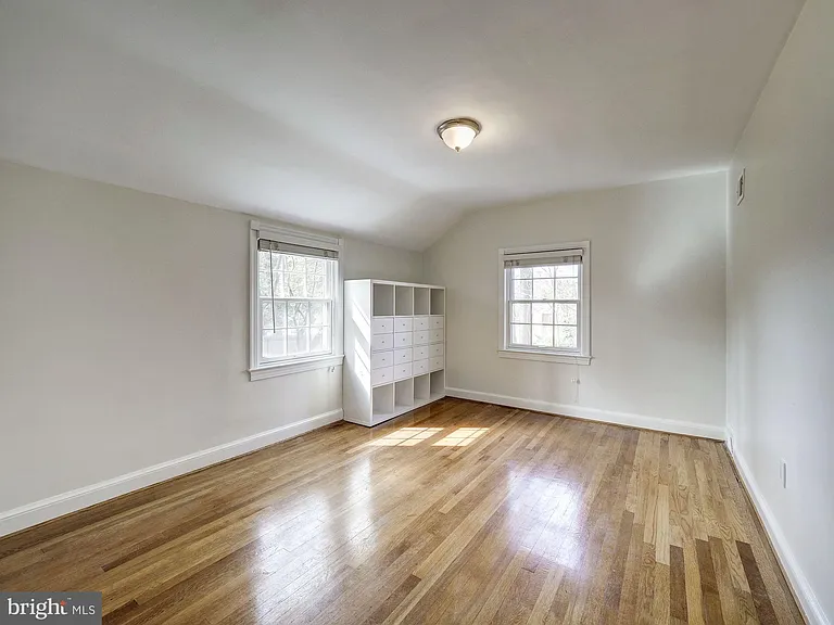 5208 Glenwood Rd — Photo 28