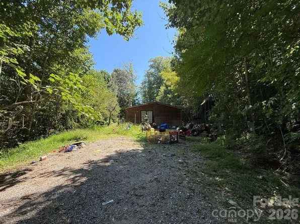 245 Adobe Rd, Sylva, NC 28779
