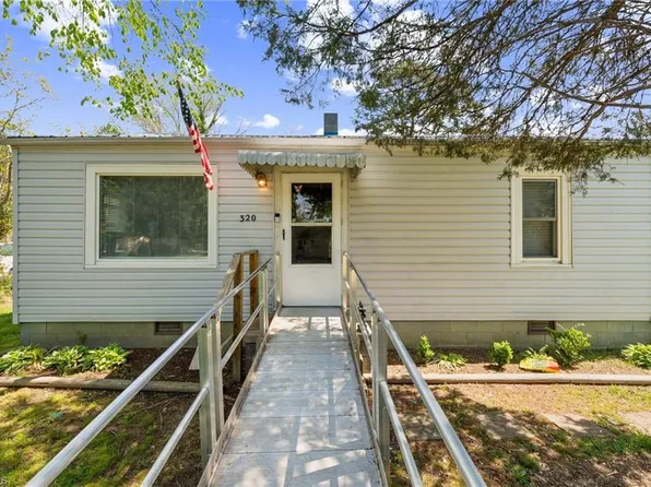 320 Kindley St, Lexington, NC 27292