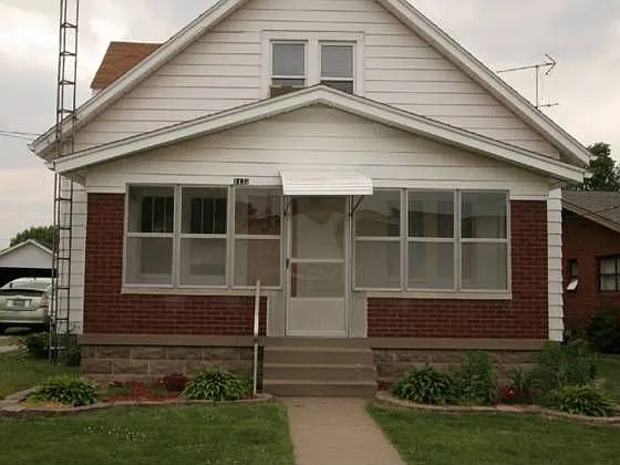 1435 Virginia St photo 1