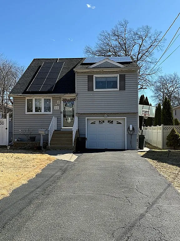 33 Warren Dr photo 1