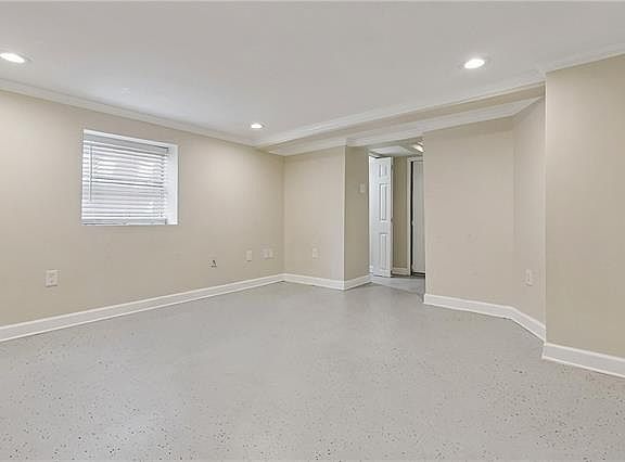 3rd image of 920 N Carrollton Ave APT C