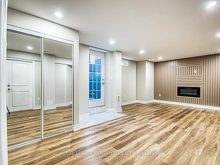 1427 Whitney Ter #BASEMENT — Photo 7