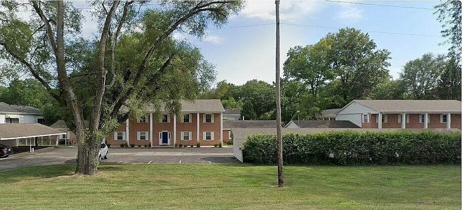 3629 Poplar St photo 1