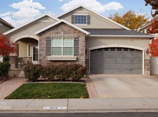 6618 S Scarsborough Ln, West Jordan, UT 84084