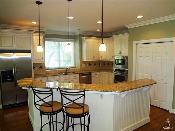 5th image of 498 Laurel Valley Dr