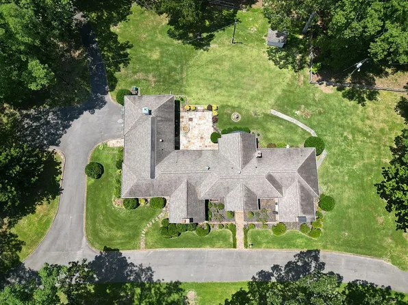 4062 Newburg Rd, Haleyville, AL 35565
