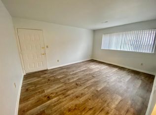 623 Flint Rd APT 1, Brighton, MI 48116