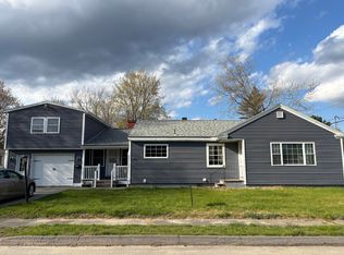 8 St John Street, Winslow, ME 04901