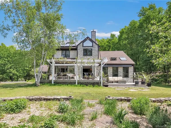 638 Judd Road, Monroe, CT 06468