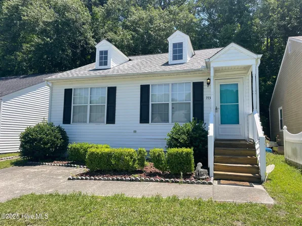 713 Varsity Drive, Wilmington, NC 28403