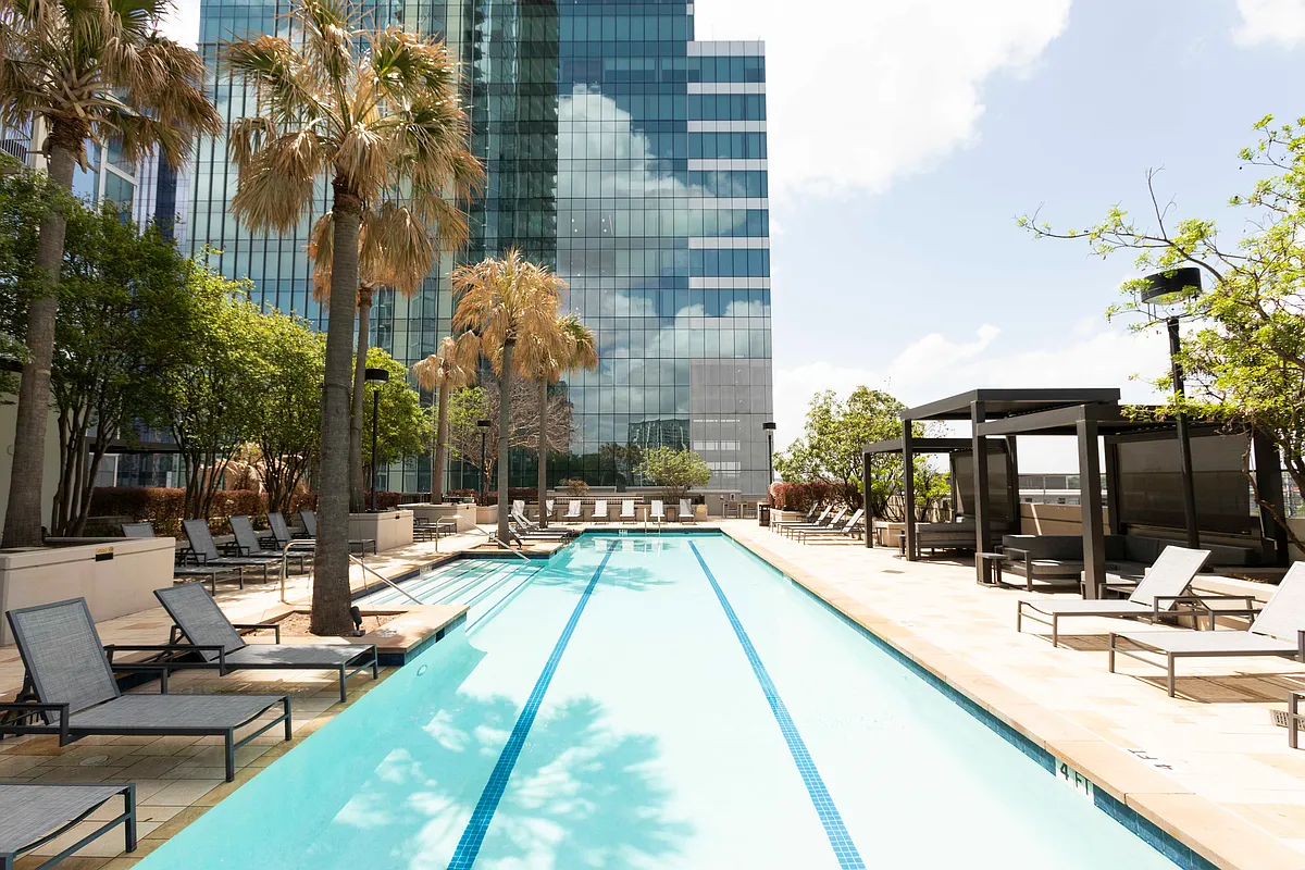 Building Photo - 360 Nueces St #4206