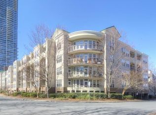 405 W 7th St APT 515, Charlotte, NC 28202