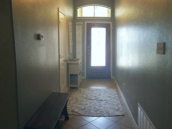 3rd image of 3311 Vineyard Trl