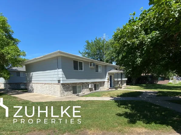 220 E Court St, Pierce, NE