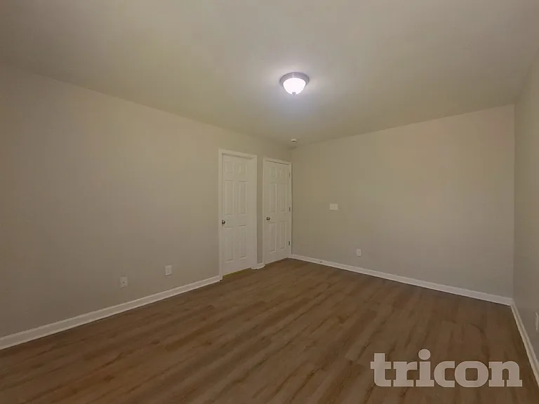 11035 Elven Dr — Photo 14