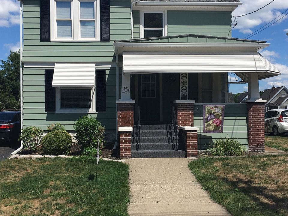 1st image of 1060 College Ave