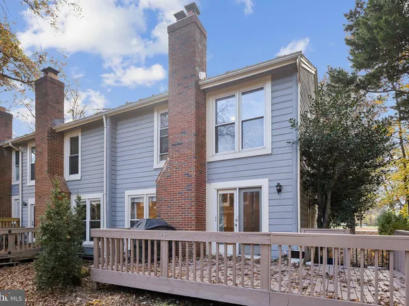 11436 Fairway Dr, Reston, VA 20190