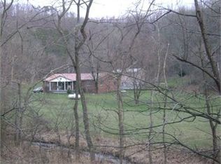 1414 McCutcheon Run, Palestine, WV 26160