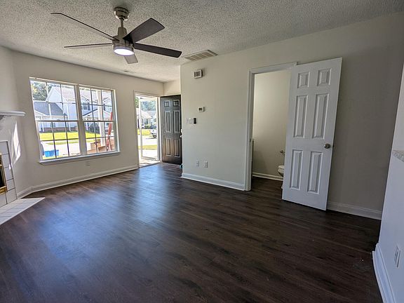 4th image of 1077 W Pueblo Dr