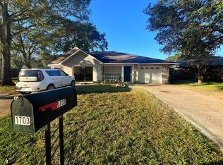 1701 Hazelwood Dr #1703, Conroe, TX 77301