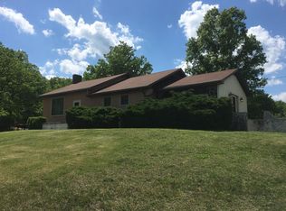 602 Tuttle Rd, Irvine, KY 40336