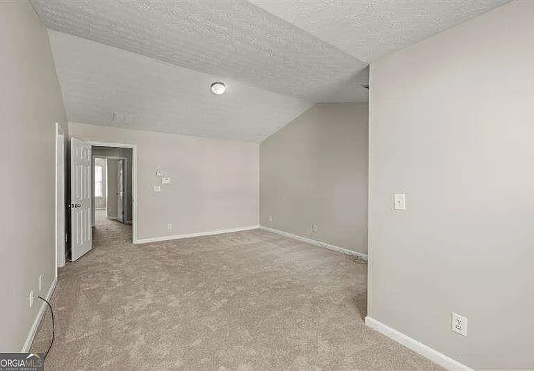 37 Providence Oak Ln — Photo 24