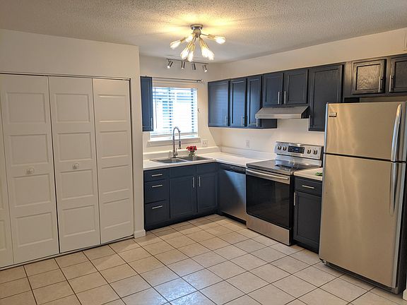2nd image of 201 College Blvd E Unit 41