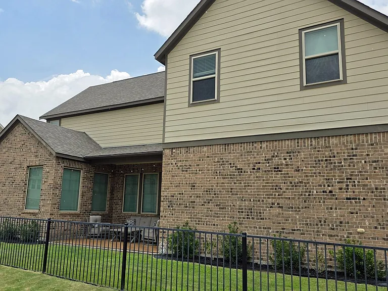 9523 Caddo Ridge Ln — Photo 2