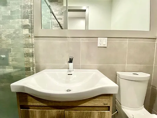 Rented by Doorway NYC, LLC | media 28
