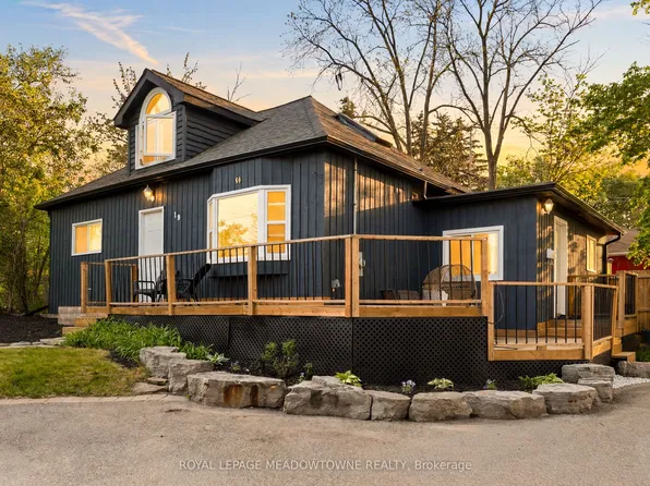 10 Back St, Halton Hills, ON L7G 3Y6