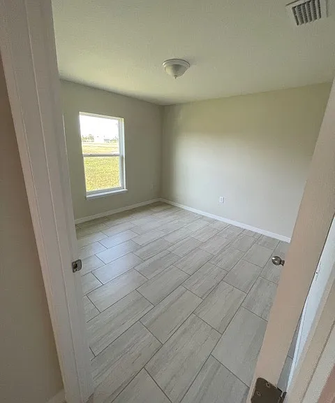 833 Ognon Ct — Photo 8
