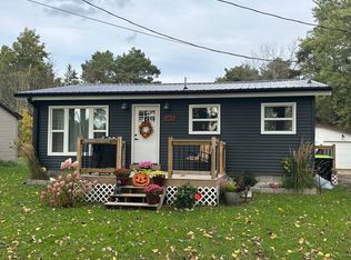 3405 S Riverside Dr, Sault Sainte Marie, MI 49783
