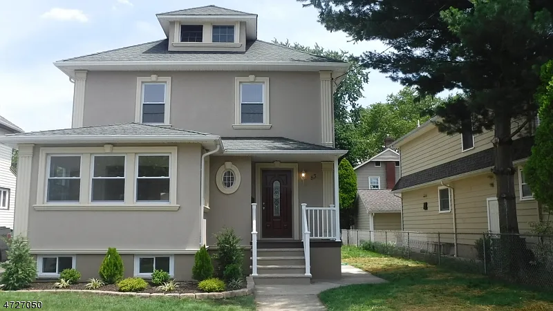 81 Parmelee Ave photo 1