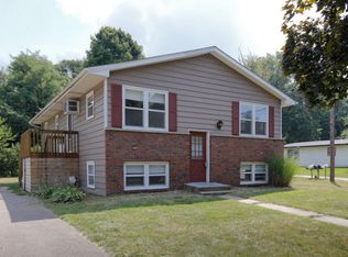 229 S State St, Paw Paw, MI 49079