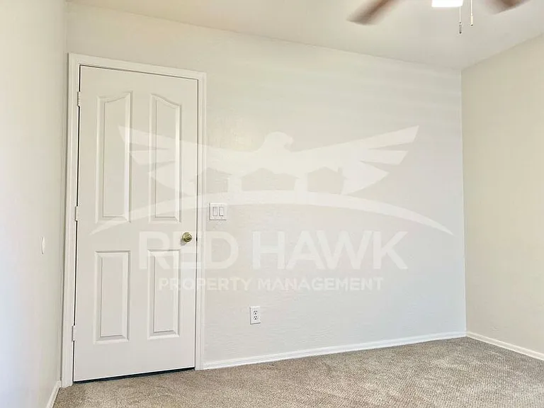 38564 N La Grange Ln — Photo 18