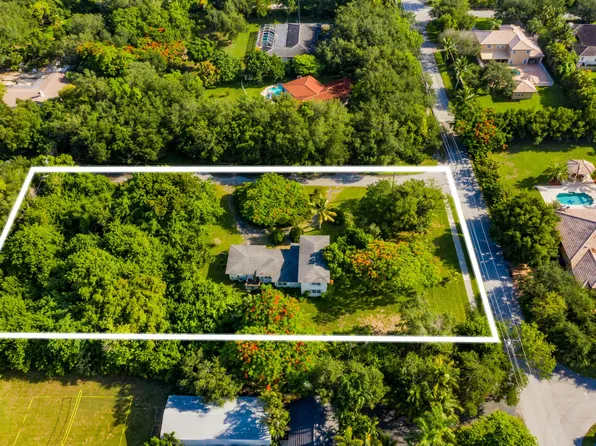 7900 SW 157th St, Palmetto Bay, FL 33157