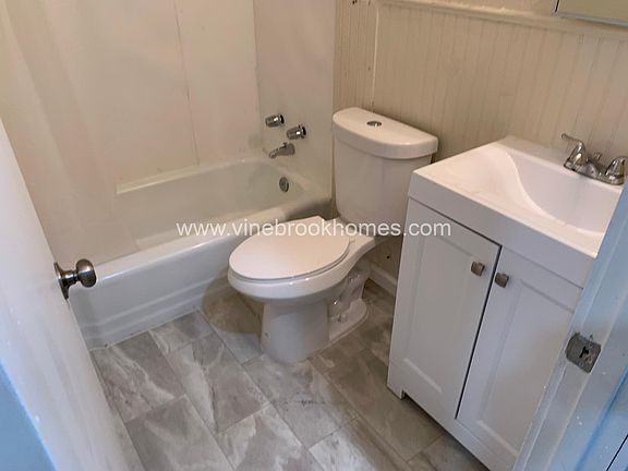 5th image of 14 Alandale Ct