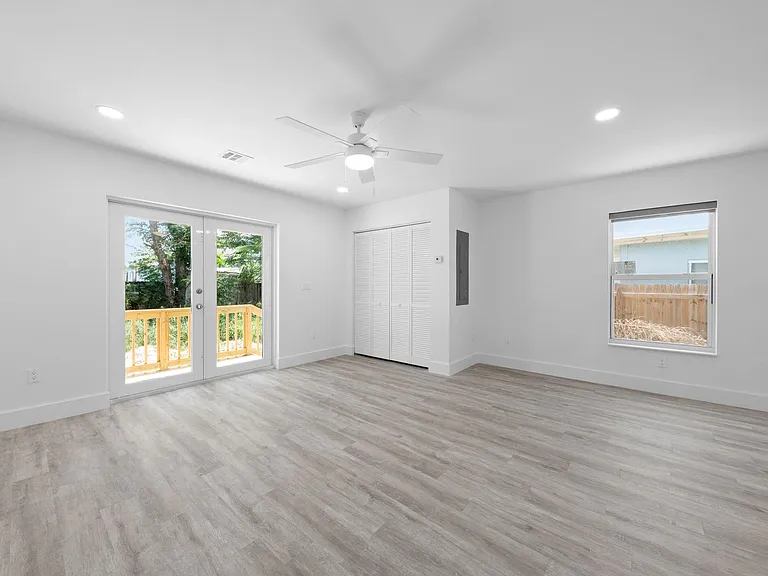 720 McIntosh St — Photo 11