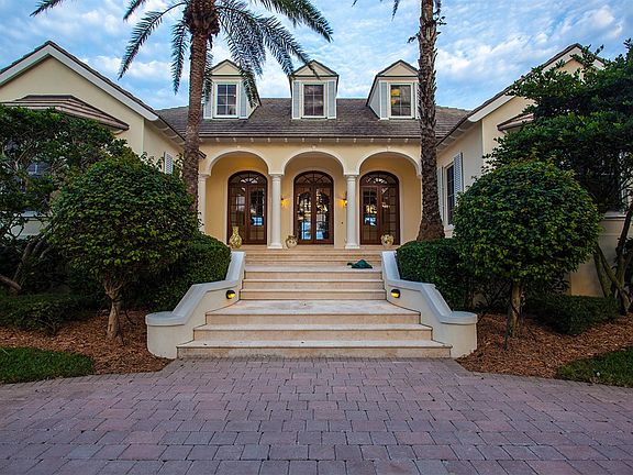 2nd image of 300 N Blue Wave Ln