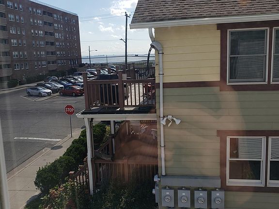 2nd image of 61 Neptune Blvd