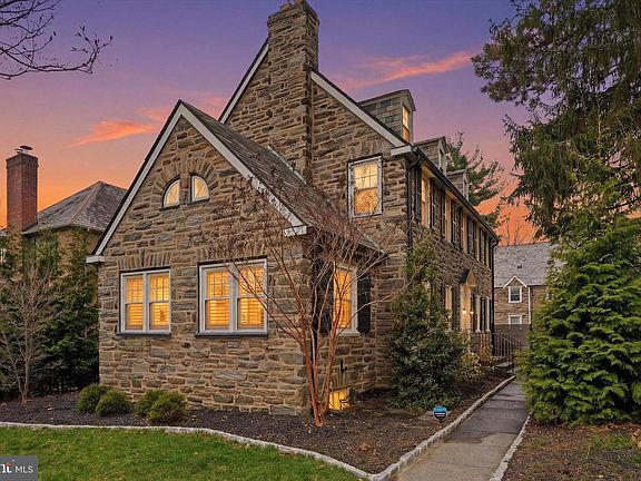 2nd image of 507 Murdoch Rd