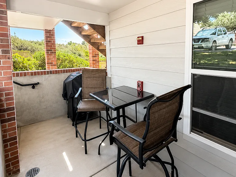 BBQ and outside table/chairs included.