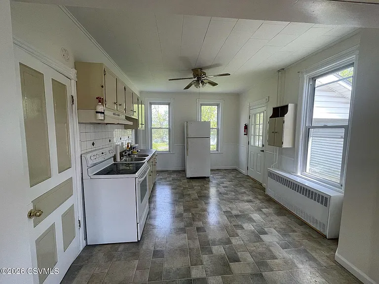144 D & H Ave — Photo 4