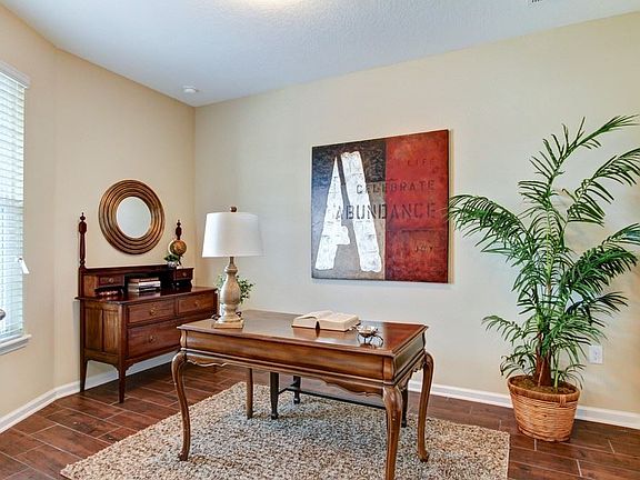 5th image of 494 Aventurine Ave