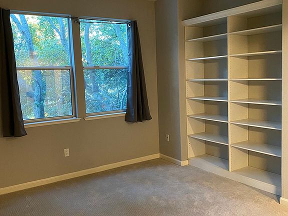 3rd image of 905 Sunrose Ter APT 206