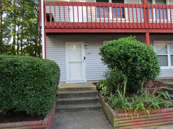 500 Barberton Dr APT 104